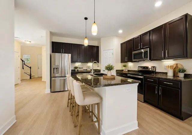 2nd image of 8418 Nandina Dr, Sarasota, FL 34240 | MLS# A4697149