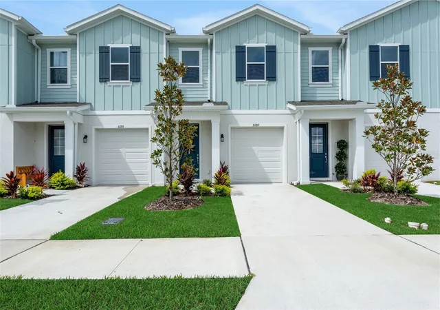 Photo 2 of Townhouse for sale at 31789 Kestrel Calling Dr, San Antonio, FL 33576 | MLS# G5113840 | Listing updated on 2026-10-05