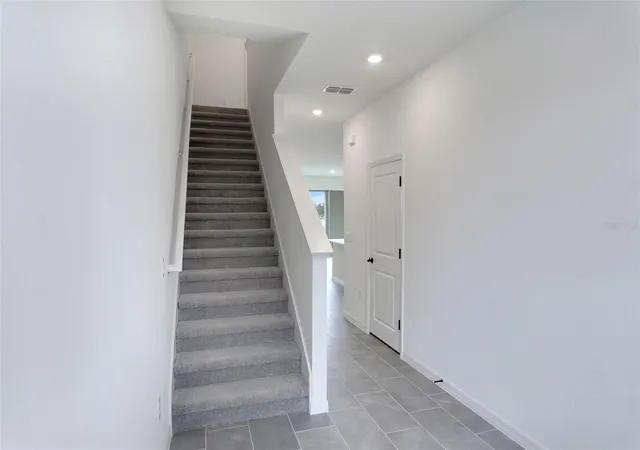 Photo 4 of Townhouse for sale at 31789 Kestrel Calling Dr, San Antonio, FL 33576 | MLS# G5113840 | Listing updated on 2026-10-05