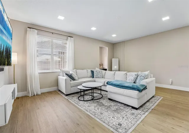 Photo 4 of Single family home for sale at 11886 Fiction Ave, Orlando, FL 32832 | MLS# O6417125 | Listing updated on 2026-10-27