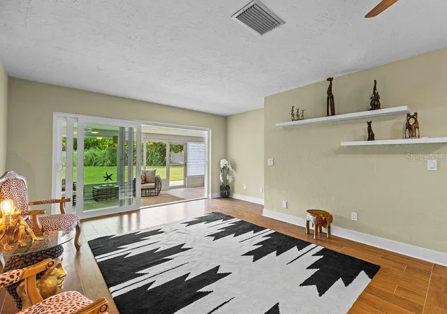 Listing Photo 3 - Condo for sale in building located at 215 Boca Ciega Pt Blvd N, Saint Petersburg, FL 33708 - Unit #3
