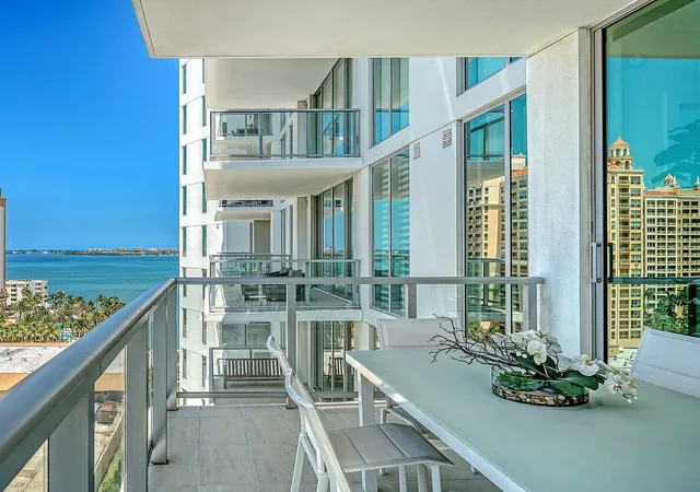Photo 2 of Condo for sale at 301 Quay Cmns #1007, Sarasota, FL 34236 | MLS# A4697152 | Listing updated on 2026-08-28