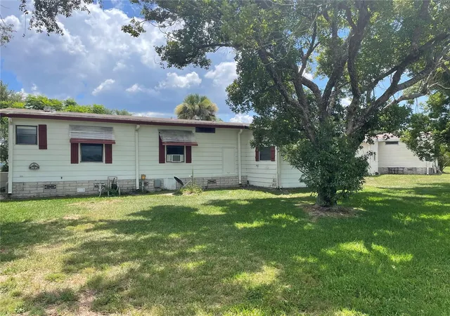 13th image of 2102 Canopy Cir #150, Zellwood, FL 32798 | MLS# O6417130