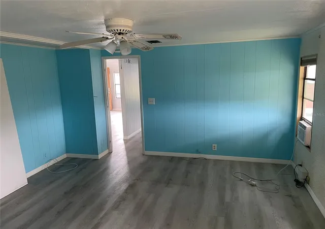 Photo 3 of Manufactured home for sale at 2102 Canopy Cir #150, Zellwood, FL 32798 | MLS# O6417130 | Listing updated on 2026-09-27