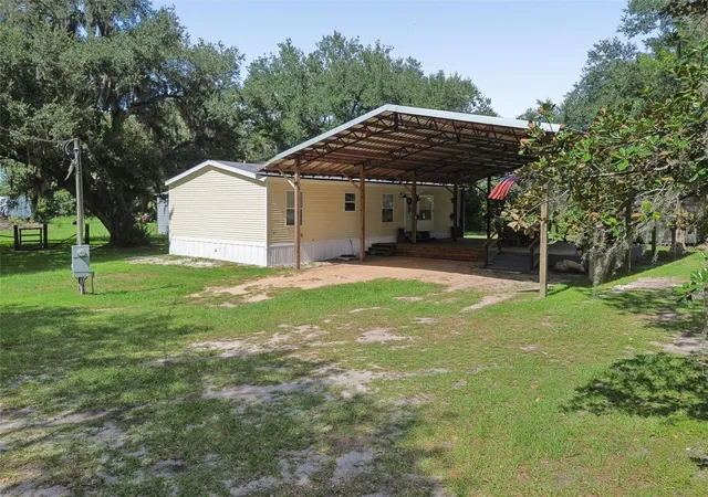 Photo 3 of Manufactured home for sale at 4920 W Knights Griffin Rd, Plant City, FL 33565 | MLS# TB8519604 | Listing updated on 2026-10-09