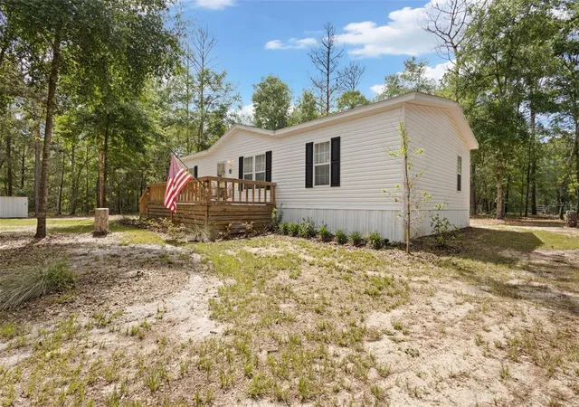 Homes for sale in Bell, FL | 2298 Nw 10Th St, Bell, FL 32619 | MLS# GC541236