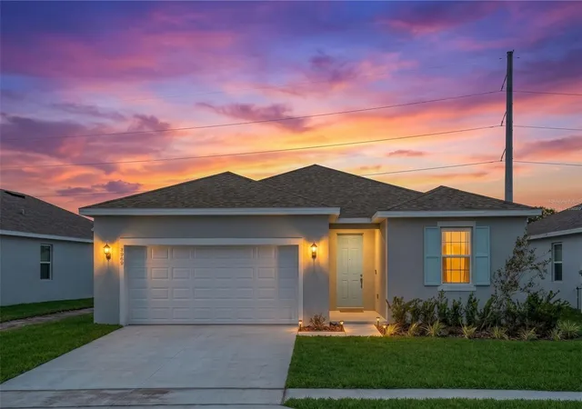 Photo 1 of Single family home for sale at 300 Meredith Blvd, Winter Haven, FL 33881 | MLS# G5113846 | Listing updated on 2026-10-02