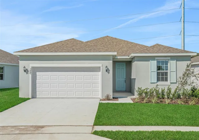 Photo 2 of Single family home for sale at 300 Meredith Blvd, Winter Haven, FL 33881 | MLS# G5113846 | Listing updated on 2026-10-02