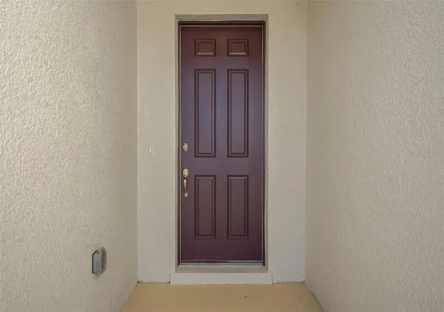 Photo 3 of Single family home for sale at 300 Meredith Blvd, Winter Haven, FL 33881 | MLS# G5113846 | Listing updated on 2026-08-30