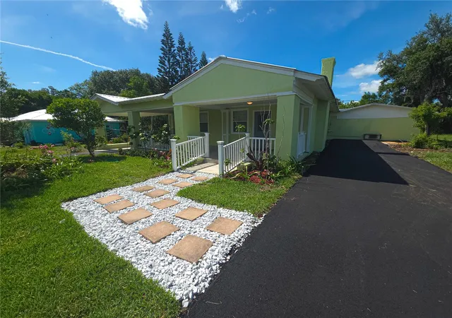 Homes for sale in Avon Park, FL | 17 Wilkes St, Avon Park, FL 33825 | MLS# O6417151