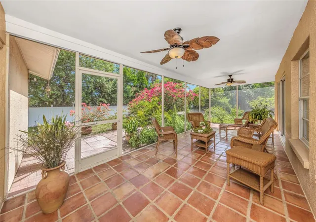 3rd image of 2437 Hawk Ave, Palm Harbor, FL 34683 | MLS# W7886760