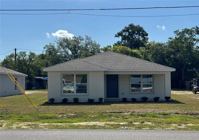 Photo 2 of Single family home for sale at 6020 12th Street, Zephyrhills, FL 33542 | MLS# TB8519622 | Listing updated on 2026-09-05