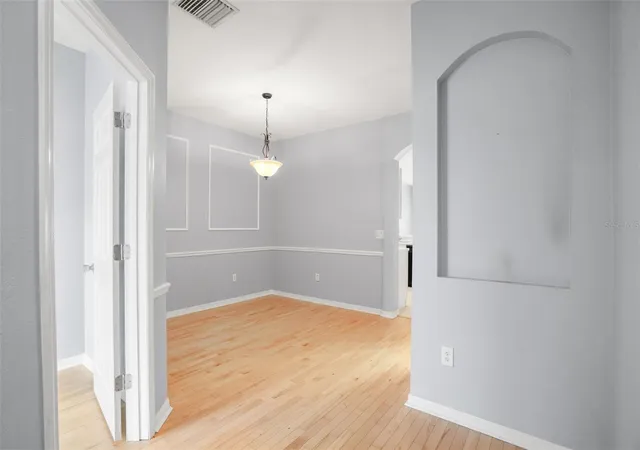 4th image of 13137 Kings Crossing Dr, Gibsonton, FL 33534 | MLS# TB8519627