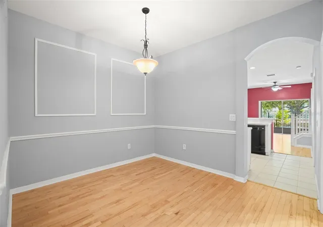 5th image of 13137 Kings Crossing Dr, Gibsonton, FL 33534 | MLS# TB8519627