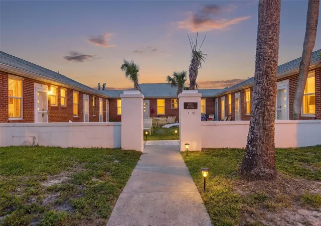 2nd image of 908 Villas Dr #10, Venice, FL 34285 | MLS# A4697166