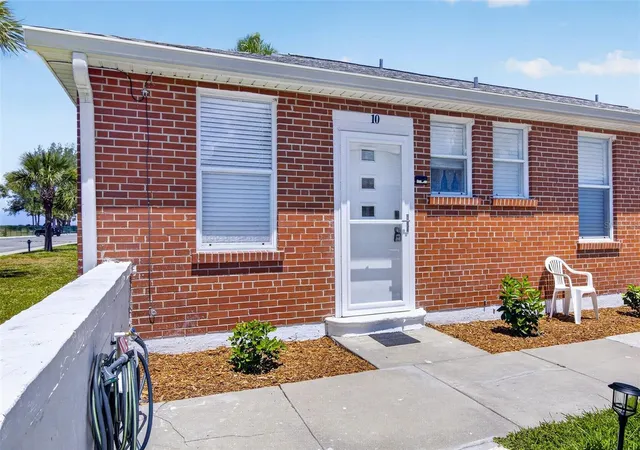 4th image of 908 Villas Dr #10, Venice, FL 34285 | MLS# A4697166