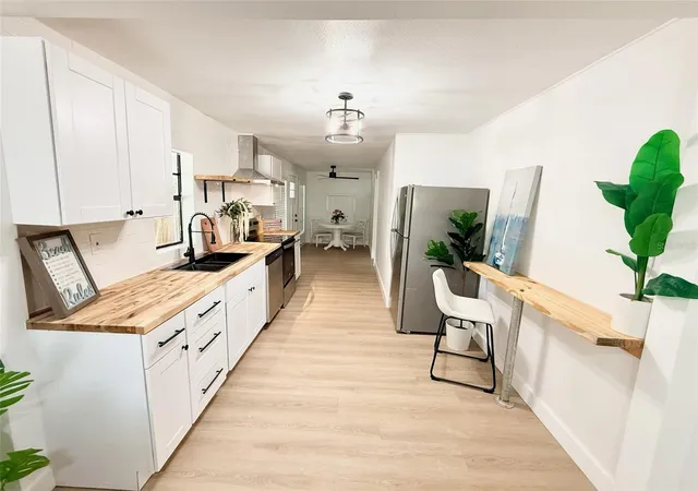 Photo 4 of Single family home for sale at 3505 N 16th Street, Tampa, FL 33605 | MLS# TB8519647 | Listing updated on 2026-10-22