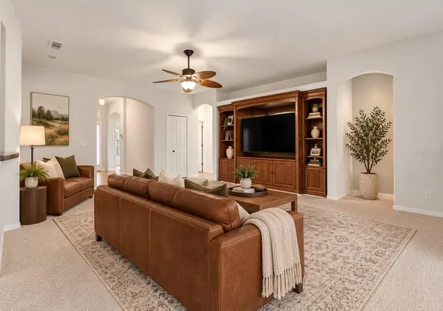 Photo 2 of Single family home for sale at 4203 Rock Hl Loop, Apopka, FL 32712 | MLS# G5113855 | Listing updated on 2026-10-02