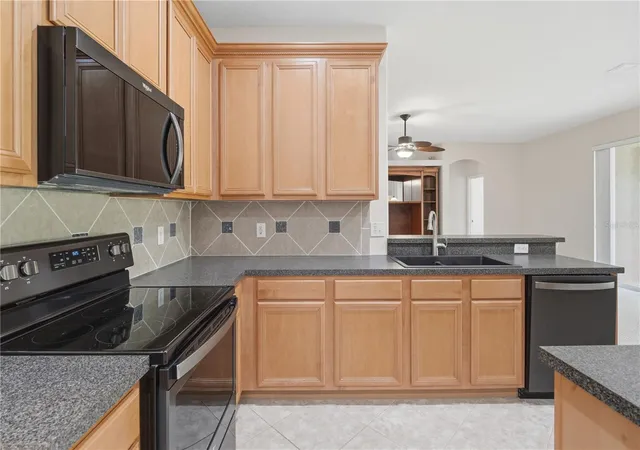 3rd image of 4203 Rock Hill Loop, Apopka, FL 32712 | MLS# G5113855