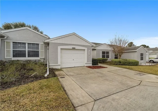 Photo 3 of Single family home for sale at 2437 Sw 20th Court, Ocala, FL 34471 | MLS# OM726720 | Listing updated on 2026-08-06