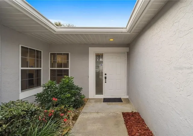 Photo 3 of House for sale at 2437 SW 20th Court, Ocala, FL 34471 | MLS# OM726720 | Listing updated on 2026-08-06