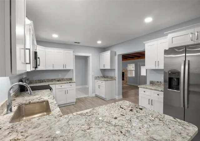Photo 1 of Sale Pending at 3945 Chart Prine Rd, Lakeland, FL 33810 | MLS# L4962787 | Listing updated on 2026-10-28