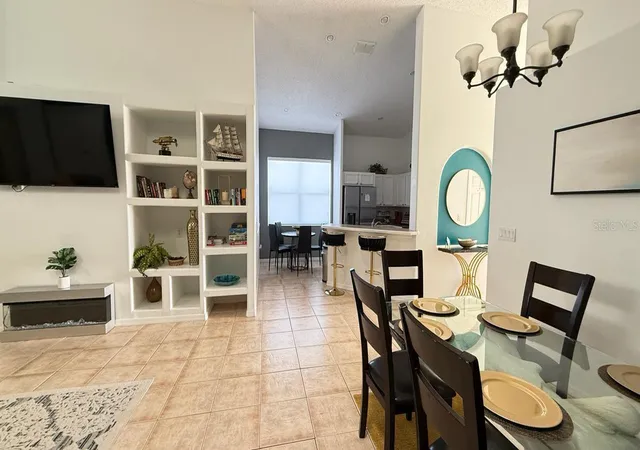 Photo 2 of Single family home for sale at 2659 Autumn Crk Cir, Kissimmee, FL 34747 | MLS# S5151983 | Listing updated on 2026-09-11