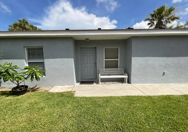 Homes for sale in Palmetto, FL | 3047 27Th Ct E, Palmetto, FL 34221 | MLS# OM726726