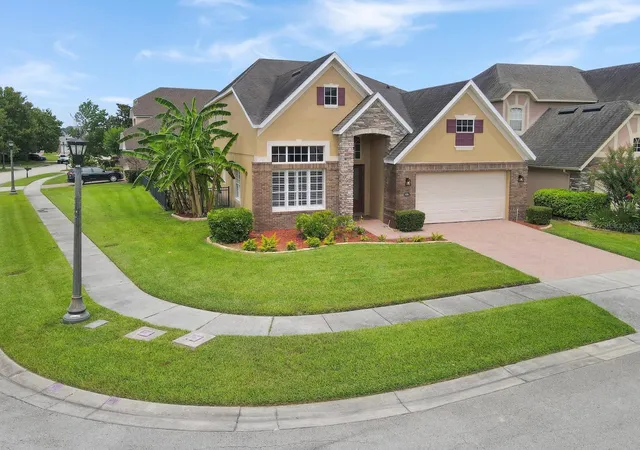 Photo 3 of Single family home for sale at 930 Spring Oak Cir, Orlando, FL 32828 | MLS# O6417211 | Listing updated on 2026-09-22