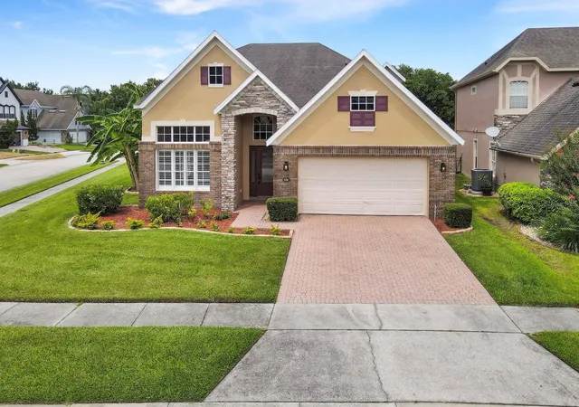 Photo 4 of Single family home for sale at 930 Spring Oak Cir, Orlando, FL 32828 | MLS# O6417211 | Listing updated on 2026-09-22