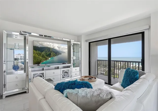 5th image of 1651 Sand Key Ests Ct #78, Clearwater Beach, FL 33767 | MLS# TB8519686