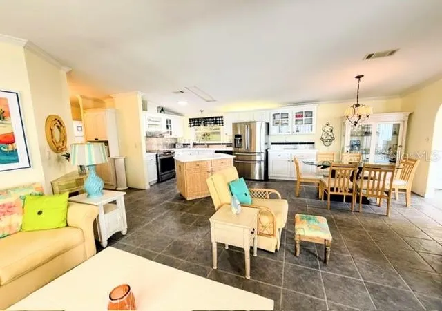 Photo 5 of Manufactured home for sale at 805 S Waterway, Venice, FL 34285 | MLS# N6144725 | Listing updated on 2026-08-05