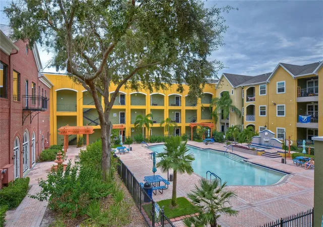 3rd image of 1910 E Palm Ave #11117, Tampa, FL 33605 | MLS# TB8519688