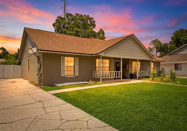 2nd image of 3257 Laurel Dale Dr, Tampa, FL 33618 | MLS# TB8519689