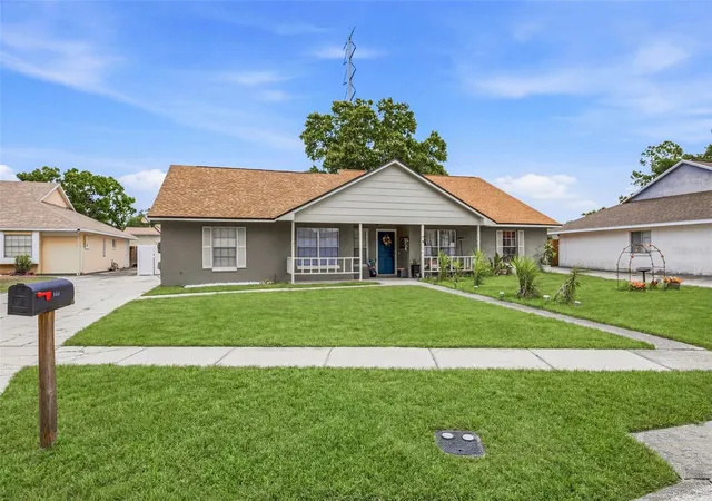 4th image of 3257 Laurel Dale Dr, Tampa, FL 33618 | MLS# TB8519689