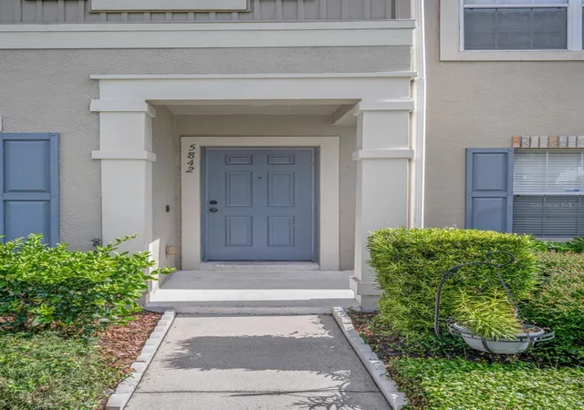 2nd image of 5842 Fishhawk Ridge Dr, Lithia, FL 33547 | MLS# TB8519694