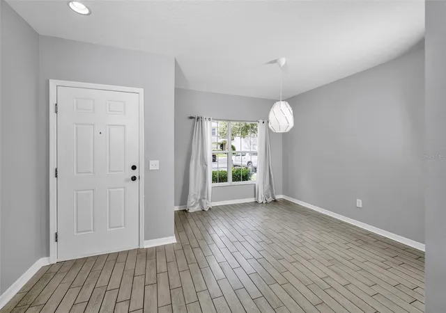 4th image of 5842 Fishhawk Ridge Dr, Lithia, FL 33547 | MLS# TB8519694