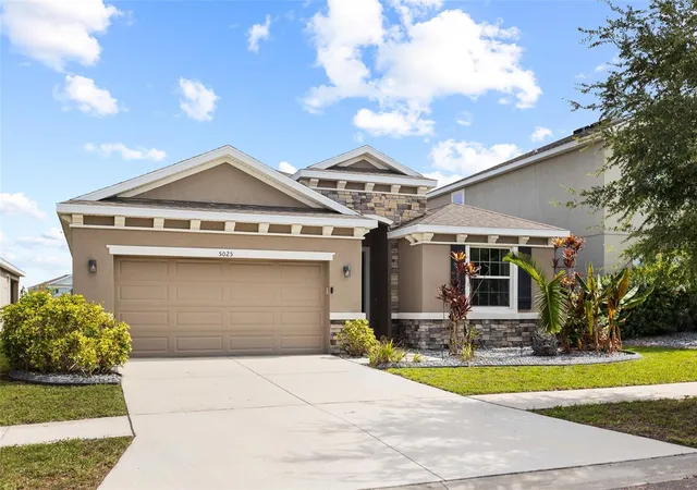Single family home for sale at 5025 Jackel Chase Dr, WIMAUMA, FL 33598 | MLS# TB8519700