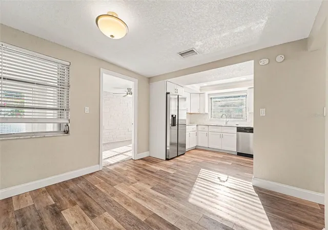 4th image of 3207 Salisbury Dr, Holiday, FL 34691 | MLS# O6417244
