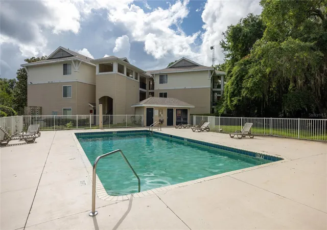 4th image of 3921 Sw 34Th St #1C, Gainesville, FL 32608 | MLS# GC541246