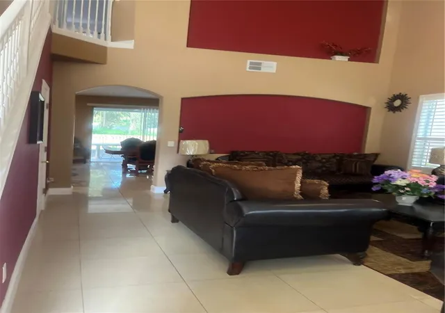 Photo 4 of Single family home for sale at 4015 Lakeside Reserve Ln, Orlando, FL 32810 | MLS# G5113875 | Listing updated on 2026-08-04