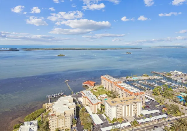 17th image of 620 Edgewater Dr #204, Dunedin, FL 34698 | MLS# TB8519720