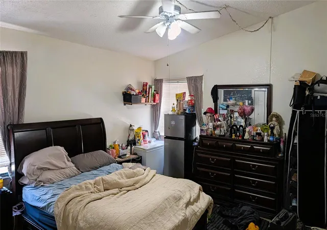 Photo 4 of Single family home for sale at 5350 Castleman Dr, Sarasota, FL 34232 | MLS# A4697183 | Listing updated on 2026-08-31