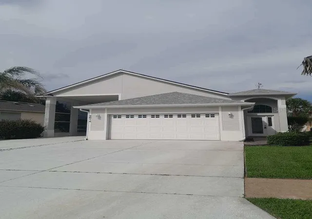 Homes for sale in Clermont, FL | 2614 Caithness Way, Clermont, FL 34714 | MLS# G5113879