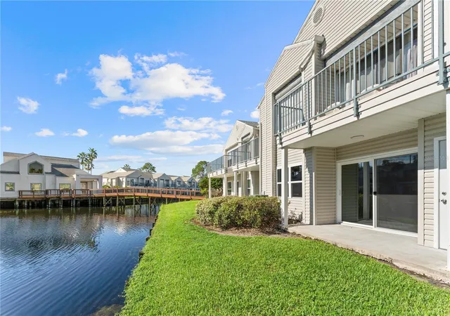 Listing Photo 4 - Condo for sale in building located at 2508 Woodgate Blvd, ORLANDO, FL 32822 - Unit #105