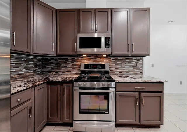 Photo 2 of Sale Pending at 5150 Villagebrook Dr, Wesley Chapel, FL 33544 | MLS# TB8519731 | Listing updated on 2026-10-06