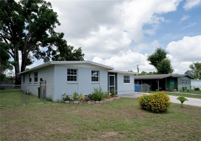 2nd image of 711 Mason St, Brandon, FL 33511 | MLS# TB8519733