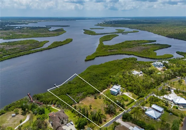 1st image of 0 Riverfront Dr #Lot 6, Venice, FL 34293 | MLS# C7527404