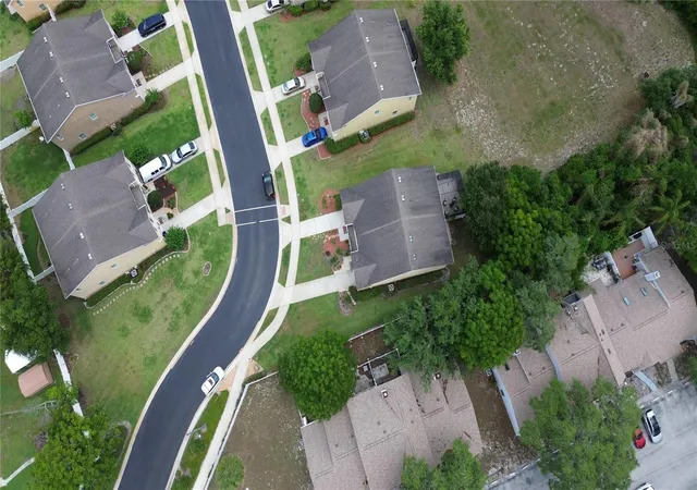 Photo 3 of Townhouse for sale at 1111 Peterson Pl, Sanford, FL 32773 | MLS# O6417270 | Listing updated on 2026-08-11