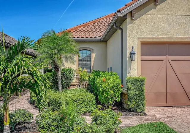 Photo 2 of Single family home for sale at 8729 Trattoria Ter, Sarasota, FL 34238 | MLS# A4697196 | Listing updated on 2026-08-25